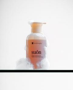 Suôn | Dầu Gội  Chăm Sóc Tóc và Da Đầu SKINLOSOPHY - 300ml