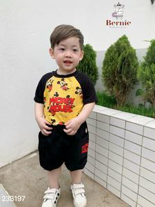 Bộ cộc tay bé trai Mickey Mouse Bernie Cho Bé 9-22kg - Bộ bé trai mùa hè áo cotton quần kaki Túi Hộp đẹp - 23B197