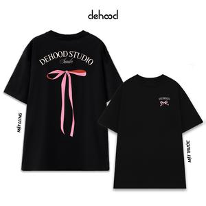 Áo Thun hình nơ hồng 2 mặt Dehood Unisex Tee Basic Cotton Cổ Tròn - NO01