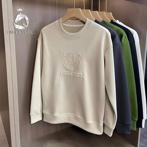 Áo SWEATER nam dập hình nổi UMA chất liệu nỉ da cá, đơn giản, ấm áp - UMA STORE Menswear Tay Dài Dài Tay Hoodie Cổ Tròn Đen